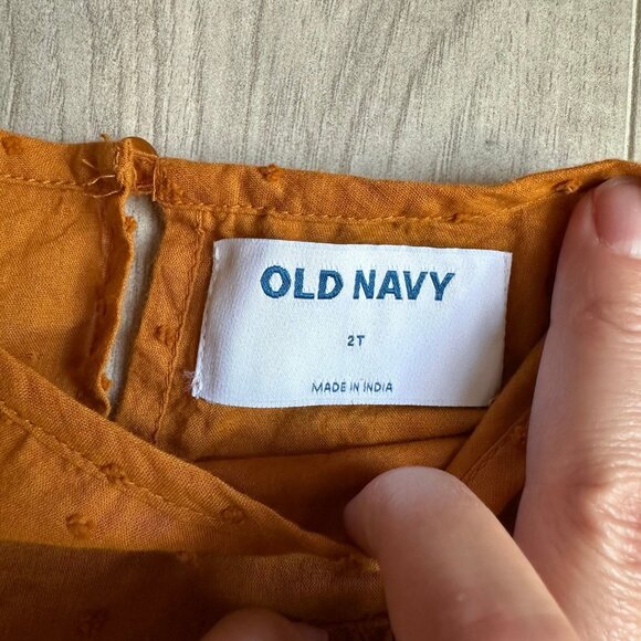 Old Navy Swiss Dot Marigold Squash Shirt - Picture 2 of 5